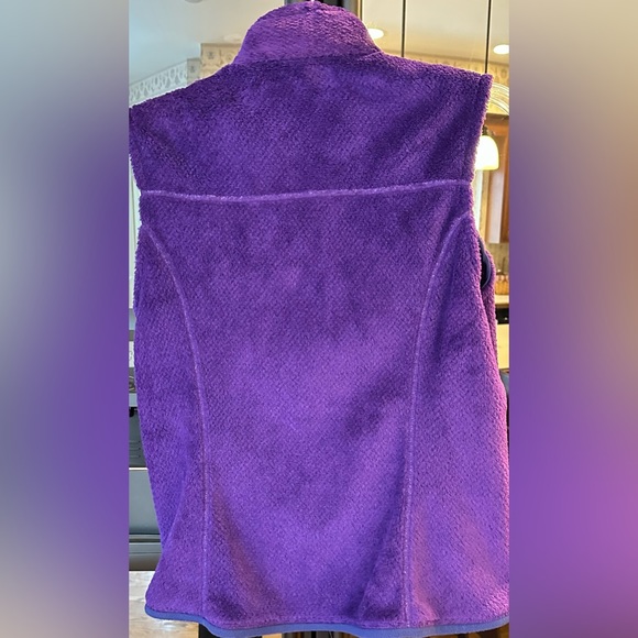 PATAGONIA Re-Tool Fleece Vest, Purple, Medium - Picture 3 of 7